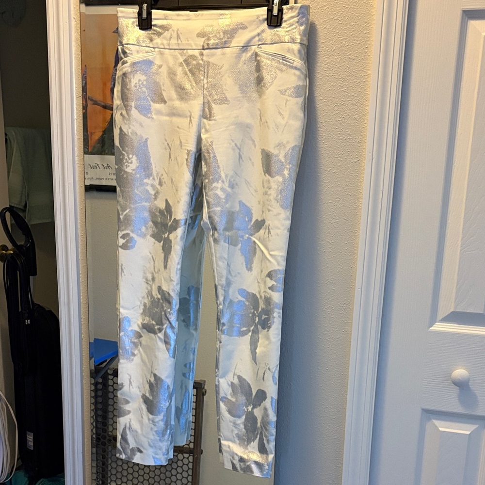 Floral Print Silver & White pants